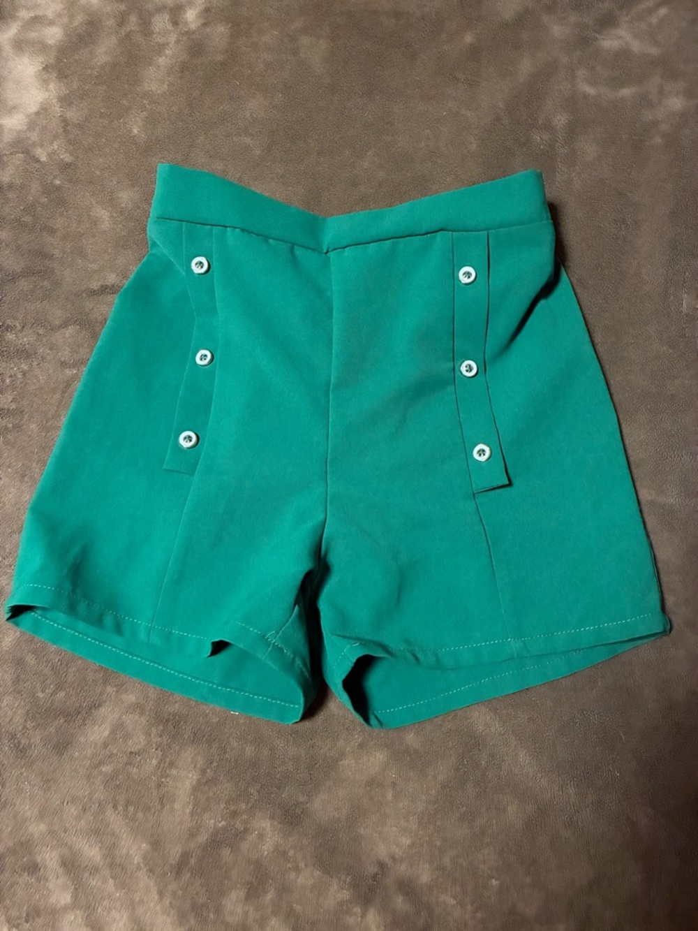 High-Waist green Button-Accent Shorts girls size 7